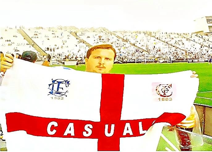 FeAlvinegra_'s tweet photo. usei ela tb no amistoso do Corinthian Casuals x Corinthians em 2015 na neo quimica https://t.co/tHcHuMhW4l