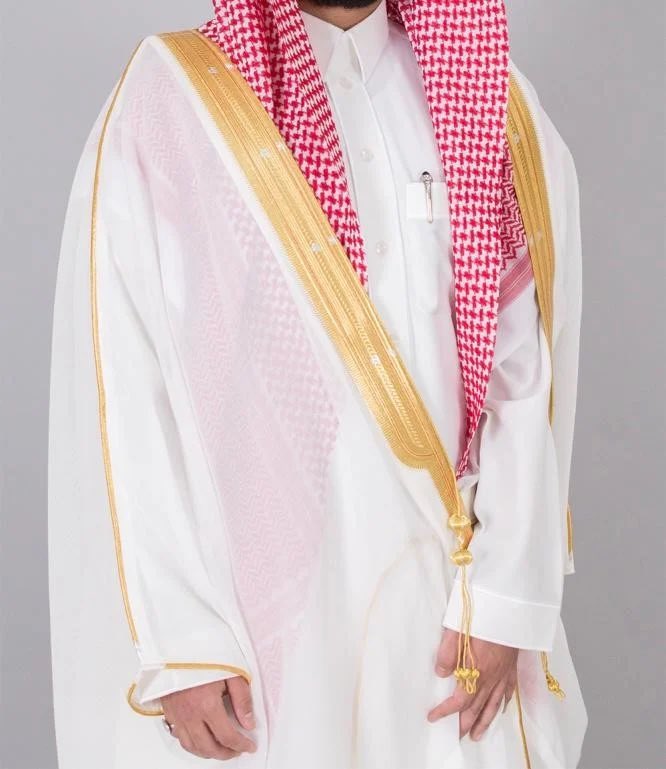 sultan_almajel's tweet photo. #شعر 

البشت له هيبه وتاريخٍ  ودرس
يزهابه بحفل المواجيب الاجواد

البشت الابيض يبهج الخاطر بعرس!
وتبقى العوايد ثابته دون نشّاد

وان كان ودّك تلبسه؟ إلبسه بَس!
ما يلبسه غير المعاريس والاسياد

سلطان🖍️✍️ https://t.co/up4fD7rx3R