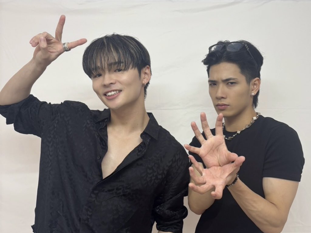 psyfe_official's tweet photo. [📸]

PSYCHIC FEVER 2nd ALBUM 『DIFFERENT』
発売記念リリースイベント

[AICHI] 
イオンモール大高 1F グリーンコート
Thank you !!

NEXT >>> 7/12 (日) OSAKA

┈┈┈
2nd ALBUM 『DIFFERENT』
https://t.co/Z28oeX55Kg
┈┈┈
"If You're Mine" Official Music Video
https://t.co/5fjy7TksWo
┈┈┈

#PCF_DIFFERENT
#PSYCHICFEVER