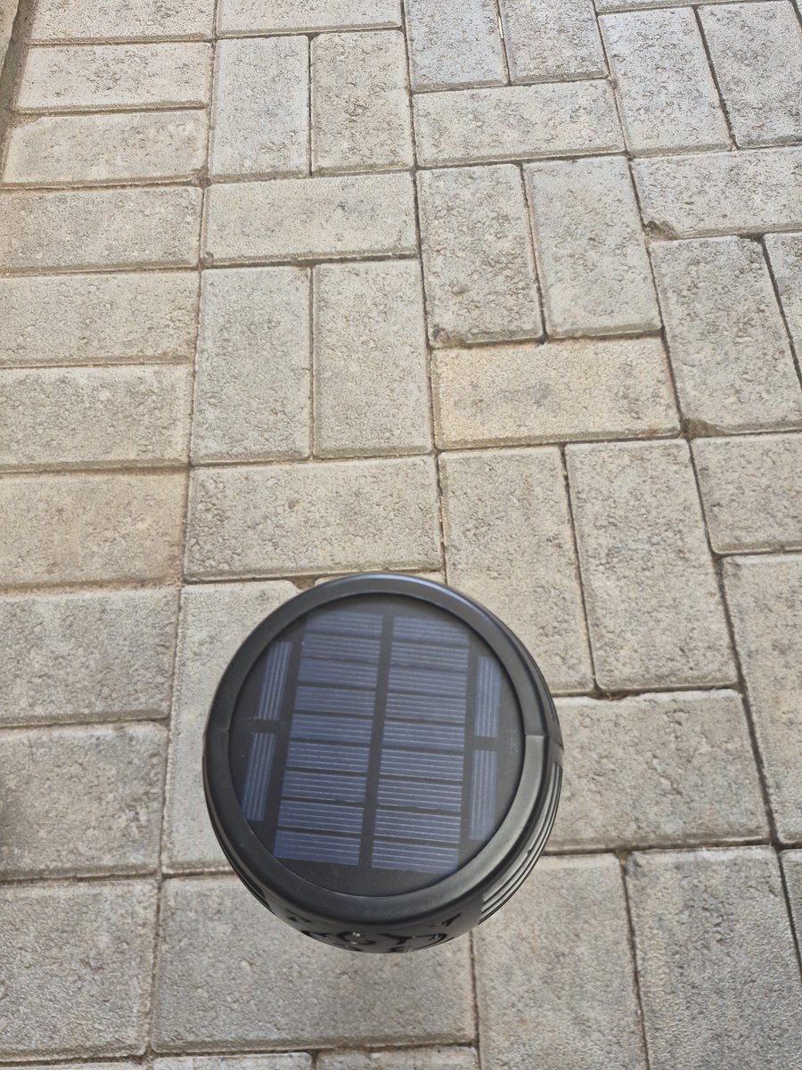 chegehchad's tweet photo. Solar Flame lights- Flickerin LEDs
Notable features:
 Solar powered hence no electricity or wiring required,
 Call:+254748280758
 Auto on at Dusk and Auto off at Dawn,
 Warm flame like lights,
 8-10 hr charge, 12+ hour uptime,
 Stake for ground setup, wall setup suitable, https://t.co/3JZYjo8NmQ