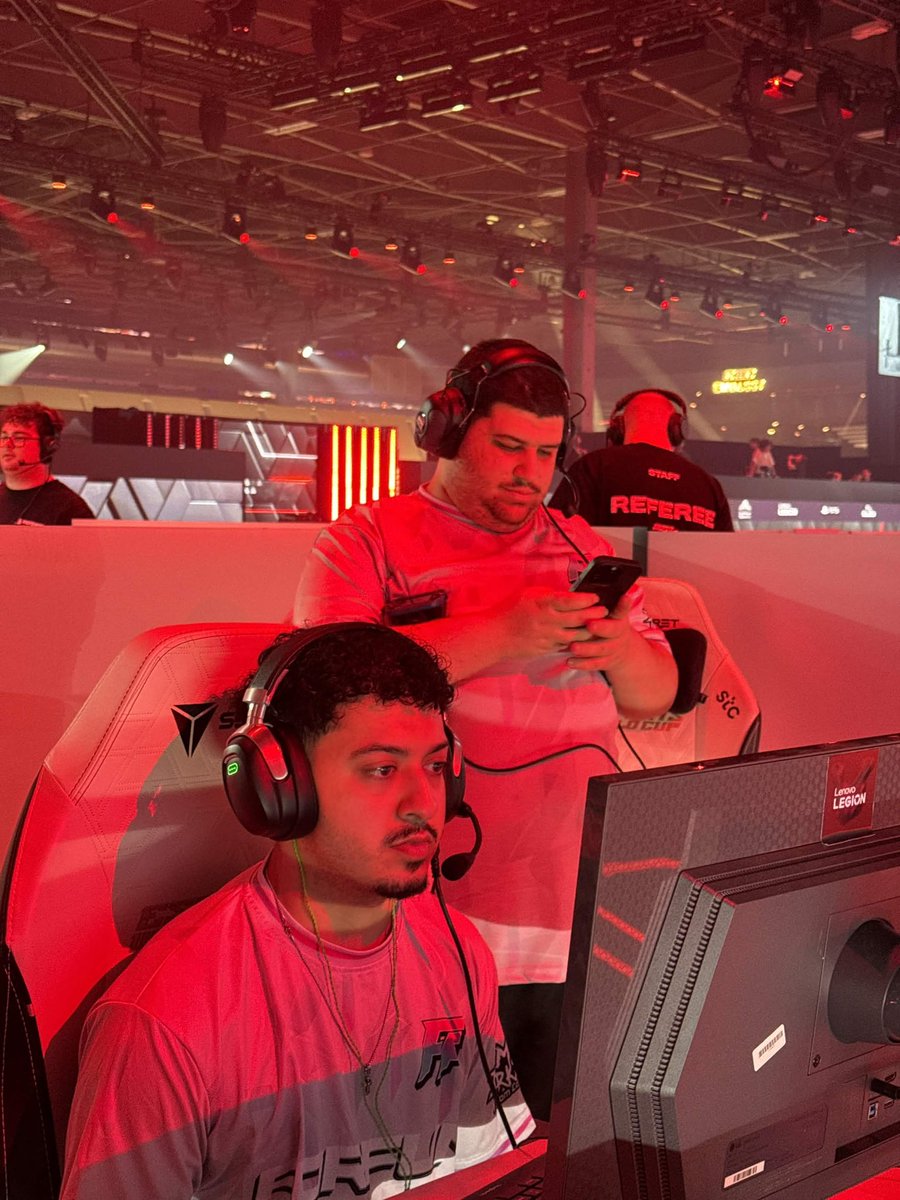 FFunEsports's tweet photo. Locked in. 🔒
#Just4Fun | #FFApex | #EWC26 https://t.co/nEdA7ebqo2