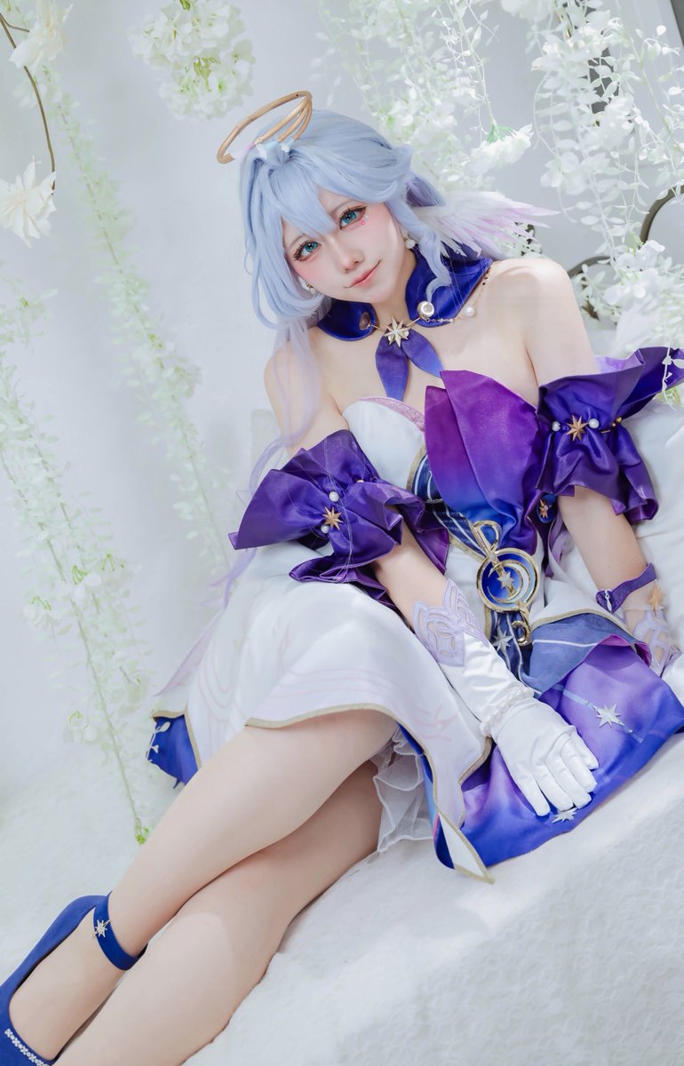 shii_taked's tweet photo. cos    崩壊:スターレイル   ロビン
 #HonkaiStarRail  #Robin https://t.co/zhl3TEns3w