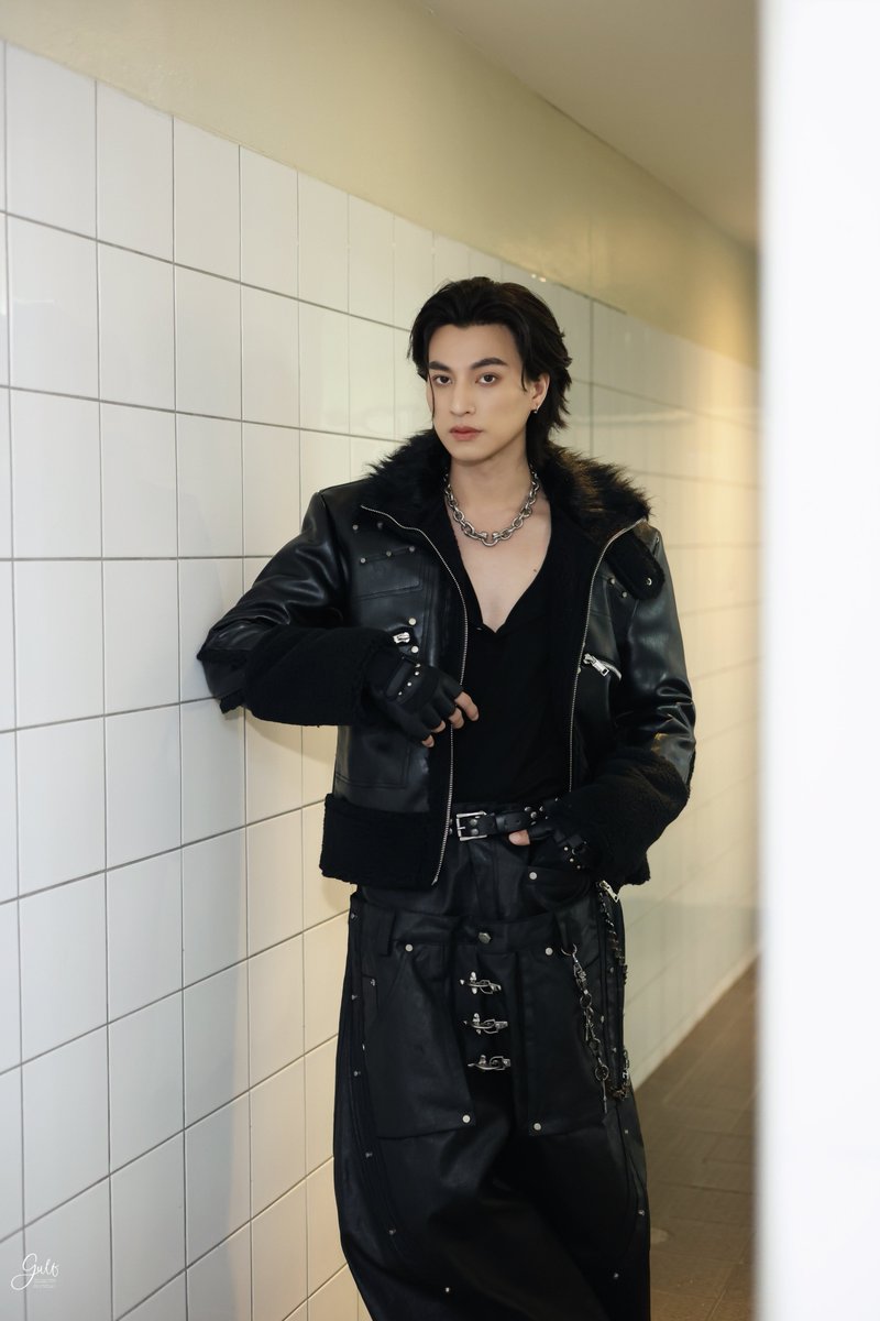 Gulfkanawutofc's tweet photo. วันนี้หล่อมากกกเลยครับ

GULF X JAYB CONCERT 
#TAPE_ROOTS_BANGKOK_DAY1
#2026tape_roots_bangkok
#GulfKanawut https://t.co/EQQ0GbUlat