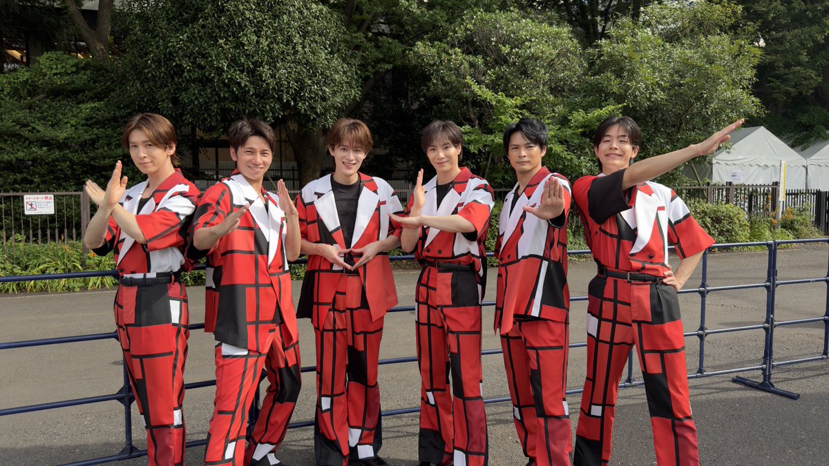 TAKESHI_show_wa's tweet photo. #GMO渋谷エンタメ祭 
暑い中お越くださった皆さん、
配信をご覧くださった皆さんありがとうございました😊

今日から新夏衣装🤵‍♂️✨
オープニングセレモニーからライブ、盆踊りと盛りだくさんな一日になりました☀️
暑かったねぇ🔥

久しぶりにたくさんのRubyと最幸の時間を過ごせて嬉しすぎたなぁ🥴 https://t.co/67HWibBAnH