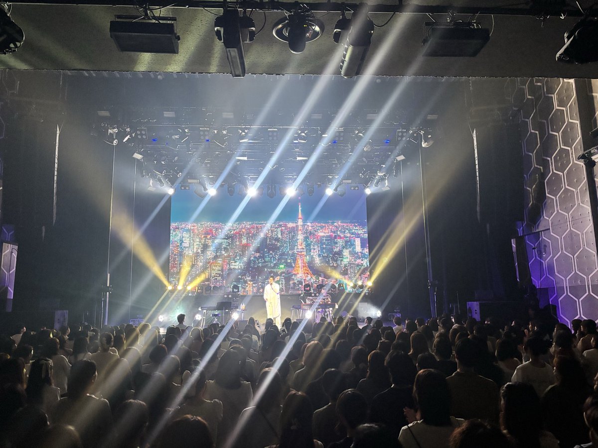 yose__staff's tweet photo. みなさんこんばんは。
ヨセマネです。

本日、#ヨセさん 
『Ryota Katayose solo show "Anthologia" vol.1 #quest』
福岡公演を無事に終えました‼︎

猛暑の中、足を運んでいただき
ありがとうございました😊

明日7/12（日）大阪公演
お楽しみに✨

#GENE_片寄涼太
#GENERATIONS
#Anthologia https://t.co/nnPPu2HMDV
