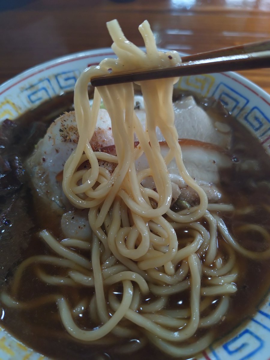 FastestThe's tweet photo. 長尾中華そば　仙台名取店　

青森津軽煮干しラーメン　

長尾中華そばさんで朝ラーです
。😀煮干しも程よく手打ち麺も美味しかったです https://t.co/tKye5gAYTC