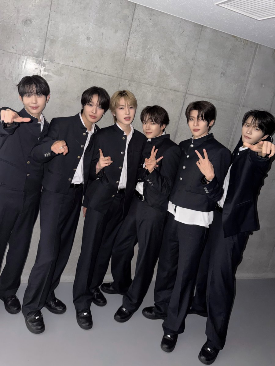 nctwishofficial's tweet photo. お姫様無事お帰りになったでしょうか今日のファンミーティングすごく楽しかったでーす😁シズニたちもリフレッシュできたら僕たちもすごい嬉しいです🙏また新しい思い出ができてすごく幸せです😁これからもたくさんの思い出作っていきましょー

공주님 무사히 들어가셨을까요 오늘 팬미팅 너무 재미있었습니다😁시즈니분들도 리프레쉬되셨다면 저희도 너무 기쁠 것 같습니다🙏또 새로운 추억이 생겨서 너무 행복하네요😁앞으로도 많은 추억들 만들어갑시다~

EVERYTHING, ALL AT ONCE, NEO
https://t.co/oVNKWPOuPK

#RYO #료 #リョウ #NCTWISH
#6人の王子様がプロポーズしてくるなんて聞いてないんですけど
#NCT_10TH_ANNIVERSARY