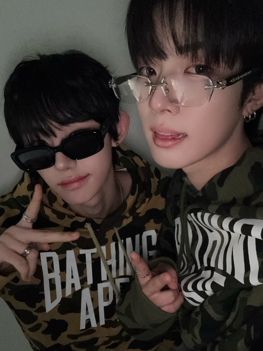 ADAP_offcl's tweet photo. 𝙩𝙬𝙞𝙣 𝙫𝙞𝙗𝙚𝙨 💥

#ADAP #에이댑
#준석 #JUNSEOK
#종호 #JONGHO
#ALL_DREAMS_ARE_POSSIBLE https://t.co/yhE2ytezdU