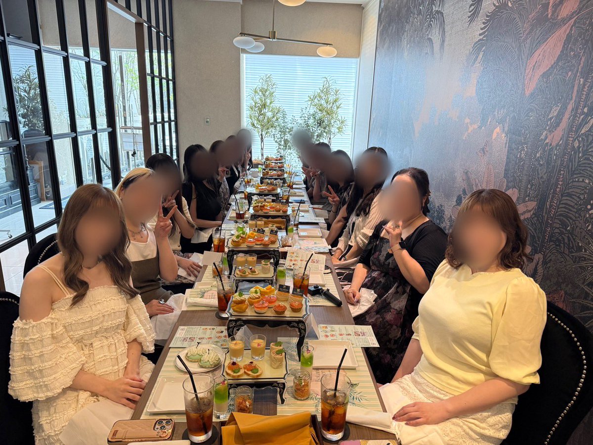 peko_32's tweet photo. むーんず30↑会💖
初めてのオフ会とっても楽しかった🥰

企画してくれた
@uniuni_723 ちゃん@kuma_fam_love ちゃん
本当にありがとう🫶✨

ほとんど初めましてだったけど皆さん優しかった🫶
ありがとうございました🫧 https://t.co/Hq6ai02zSO