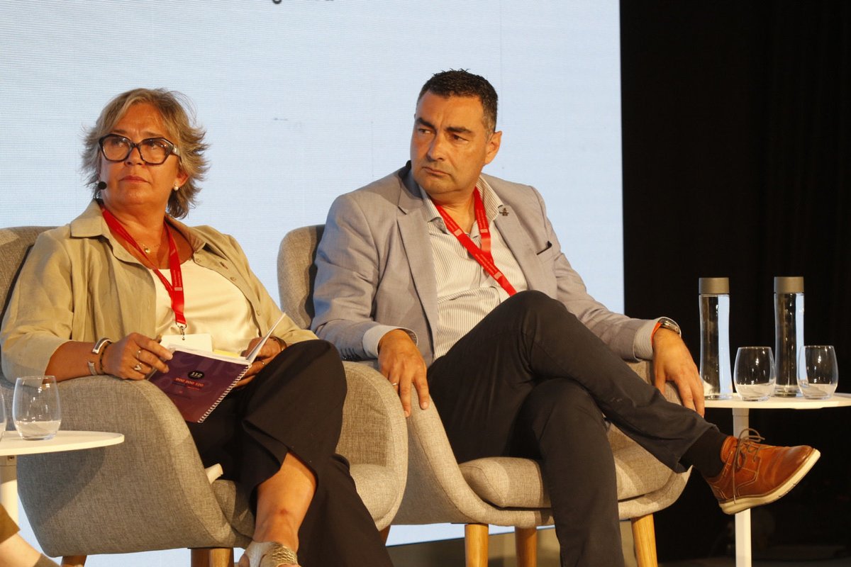 DiputacioLleida's tweet photo. 🗣️Jiménez demana aplicar la tecnologia per millorar la seguretat als municipis rurals
✅El vicepresident de la Diputació ha participat a la taula rodona sobre seguretat i justícia al món local.
👉Més informació a: https://t.co/OYihmu0exT 

#laforçadelsmunicipis https://t.co/4PuhjKK81j