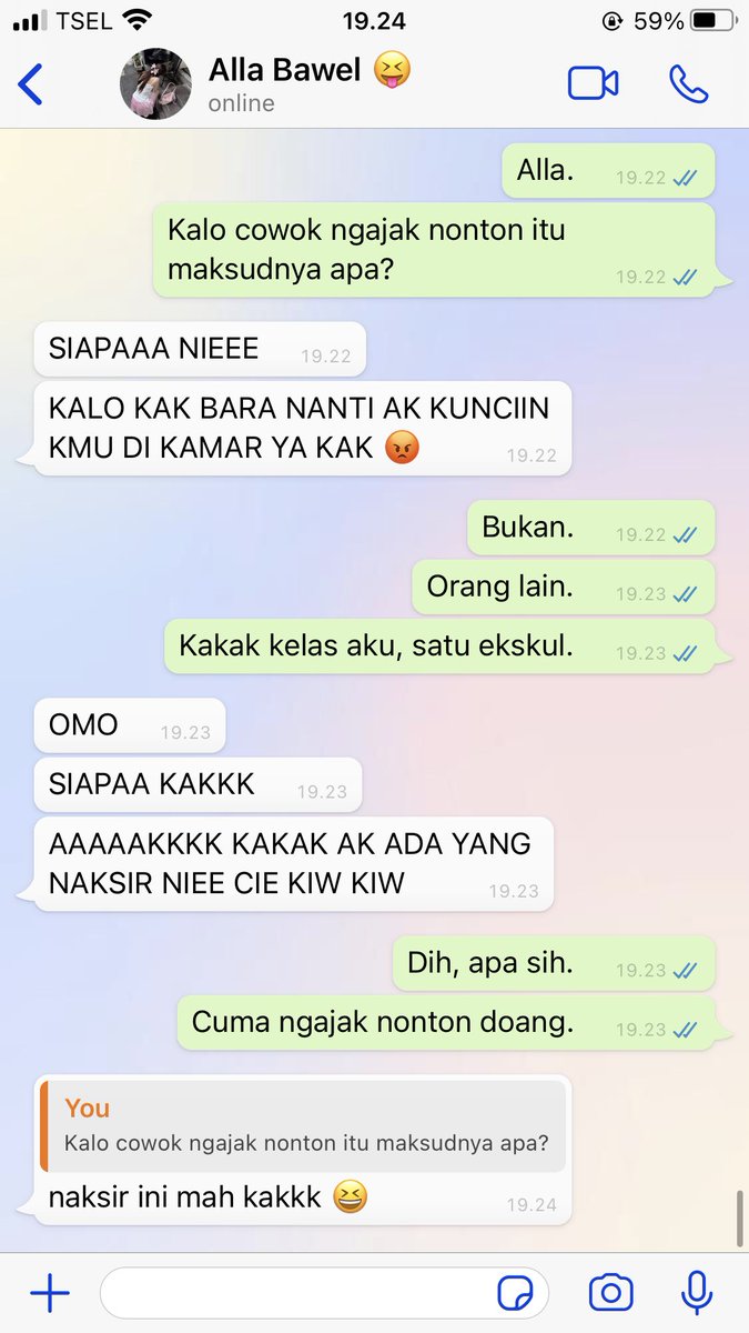 poplikesugar's tweet photo. #berDEBAR di #DEKHApanmu ; iyain gak?! https://t.co/Qn9h90300Q