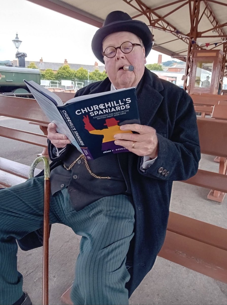 sean_f_scullion's tweet photo. He has a copy...do you?
The unknown story of Spaniards #ContinuingtheFight in the British Army during #WW2.  Get a reduced price on a copy here 👇🏽
https://t.co/PvAnoKXaj7 https://t.co/cnyM7yCbZ3