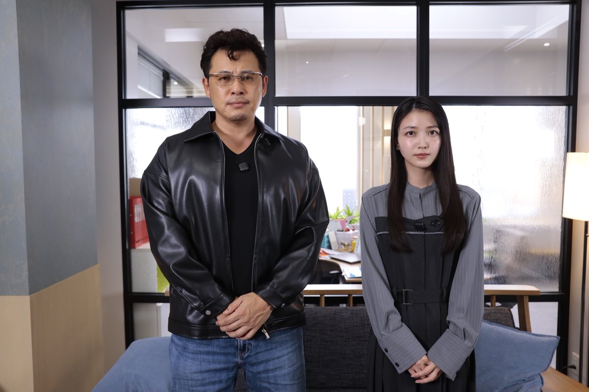 kokuhaku_ntv's tweet photo. Huluオリジナルストーリー
『ルポ・あの日の真実』配信スタート
━━━━━━━━━━━━━━━

◾️橋本涼子（久保史緒里）が
1人目の証言者として登場

◾️ルポライター役で
平子祐希（アルコ＆ピース）が出演

#土ドラ告白 本編で起きた“事件”を
数年後の視点から当事者たちが証言

▽詳細はこちら
https://t.co/BTfqOLW6qx

▽Huluはこちら
https://t.co/zy3JfpuAzT