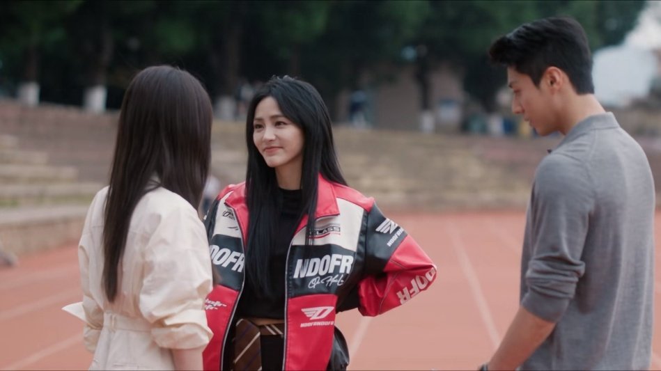 prncsszjy's tweet photo. weve got a nuclear family, yuri, love triangle and yaoi in this show. weve got everything ‼️ #roadtosuccess https://t.co/rN14367mNW