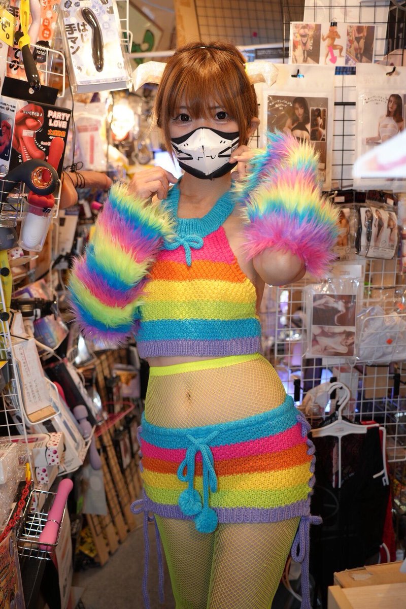 KnV62lt7HQ55223's tweet photo. 世界で1番お姫様🌈 https://t.co/8xmpQOokQG