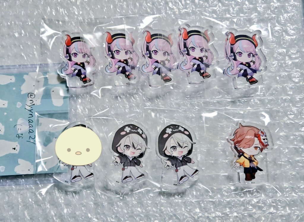 nyynaaa27's tweet photo. 【譲渡】CrazyRacoon CR
RANDOM WOBBLE ACRYLIC BLOCK STREAMER1 vol.1

譲 )画像参照
求 )各¥500

郵送または都内手渡し可能◎ https://t.co/jw8oMejZk0