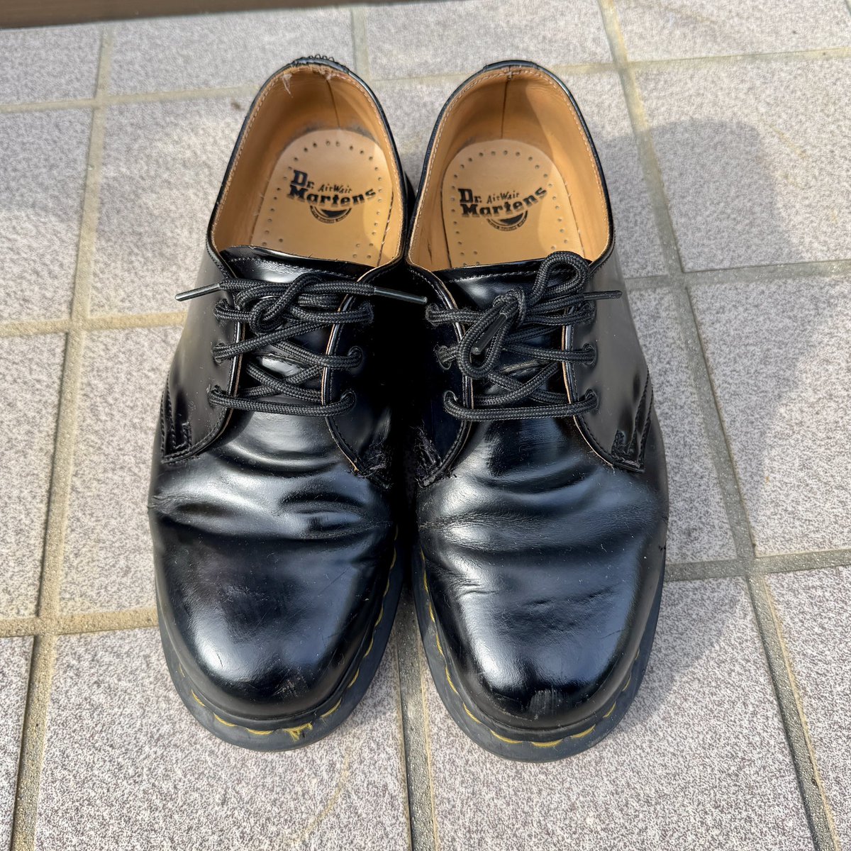 ue708's tweet photo. 夏用のバルーンパンツに合わせるためにマーチンの3ホール購入♪(中古で3000円)何気にマーチンは初めて https://t.co/XMzmn79qzY