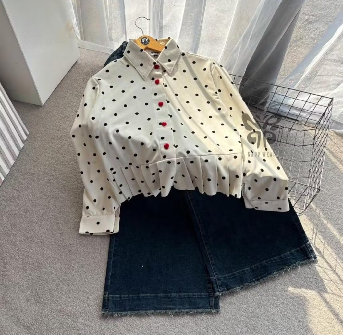 kaaaayld's tweet photo. GUYSS AKU NEMUIN OUTFIT CAKEPP BANGET BUATT KALIAN ‼️😜🧏
blouse polkadot lucu bangettt 👉👈
🛒: https://t.co/mNFFNuyB5P https://t.co/1mmXWkqH10