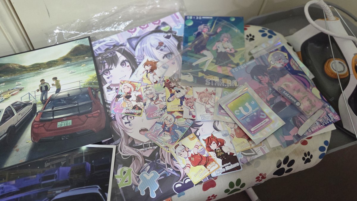 RealRelunia's tweet photo. stuff i copped from smash today https://t.co/HhNyOUK7WD