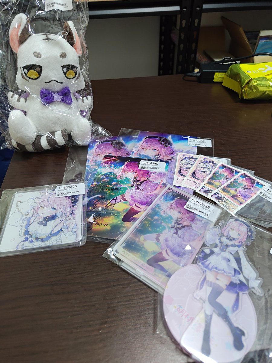 coffeebreakPAL's tweet photo. 届きました！
チケット風ステッカーのビジュ良き
2枚買ってよかった！
#胡桃澤もも https://t.co/tm10Evb1Jw
