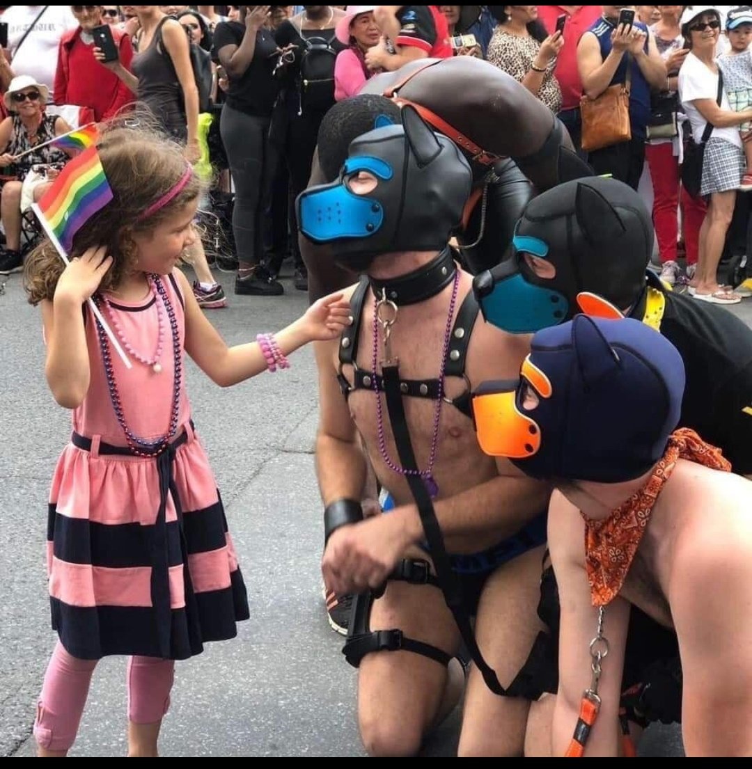 Adam_Garjeex's tweet photo. @VFBritain @PamphletsY Mate, this is you, (see pic below). I doubt it you will rise up. You will be too busy debating what a woman is. https://t.co/8kY7RRHNkb