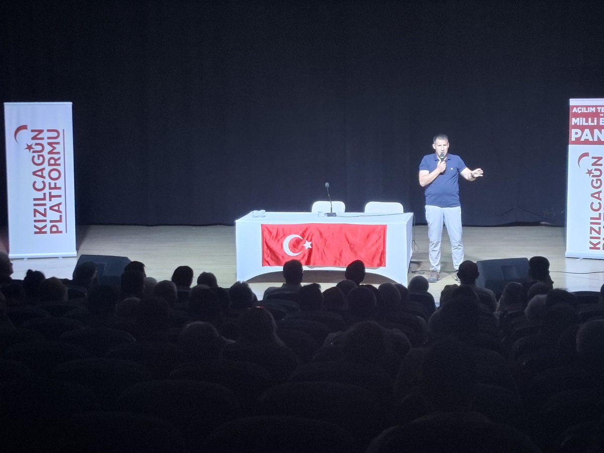 DOGalip's tweet photo. @kizilcagunp 'nun Antalya'da düzenlediği Açılım Tehlikesi ve Milli Birlik Paneli'nde @OrkunOzeller konuşuyor. 

#HainsizTürkiye
#CumhuriyetiYaşatacağız! https://t.co/IKbxG3g2LM