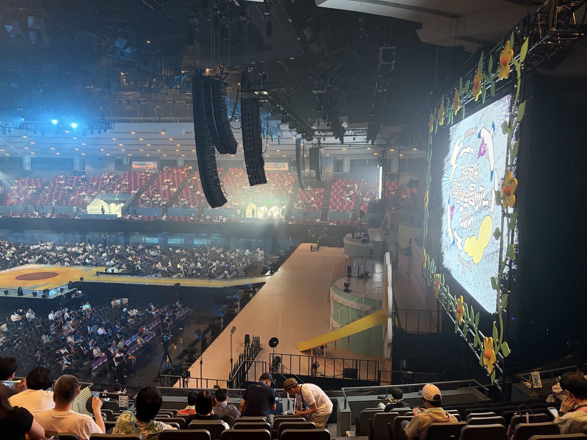 rocky_2oshi's tweet photo. あかりんタオル指差し🫵（確レス🎯）

アンコール（転がった鐘を鳴らせ！）で
めっちゃ飛び跳ねて喜んでくれて幸せ☺️

#akarintalk #海邉朱莉 
#乃木坂全国ツアー広島Day1 https://t.co/jxocG5rC9a