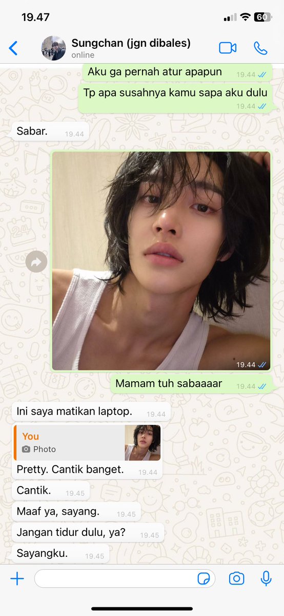 serattaksara's tweet photo. Syongnen few tweets:
Peak of punya pacar dosen 🤗: 

Rewel. https://t.co/FkWZsn1qYn