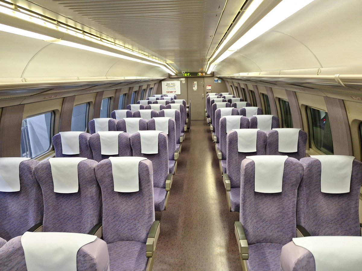 NDC46HM1's tweet photo. 974Aが故障したらしく
682Aが各駅で救済してるらしい。
乗車した972Aが広島へ先の到着
行きも帰りも貴重な500系！
行きはV4 帰りはV8
至福な1時間の旅！ https://t.co/qdgTbTx6b5