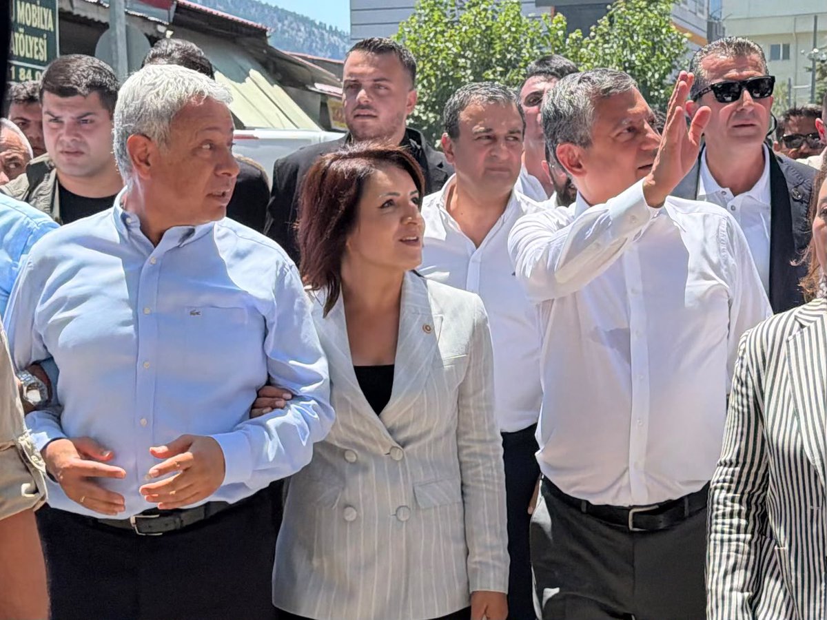 GulcanKis's tweet photo. 📍 Akçatekir Yaylası | Pozantı / Adana

Seçilmiş Genel Başkanımız Özgür Özel’in Adana programındaki ilk buluşma noktası Akçatekir Yaylası oldu.

Binlerce yurttaşımızın katılımıyla, adeta sevgiye, umuda ve halkın iradesine ev sahipliği yapan Akçatekir’den iktidara yürüyoruz!

@eczozgurozel @VahapSecer @koralomur #mersin #adana #chp #pozantı