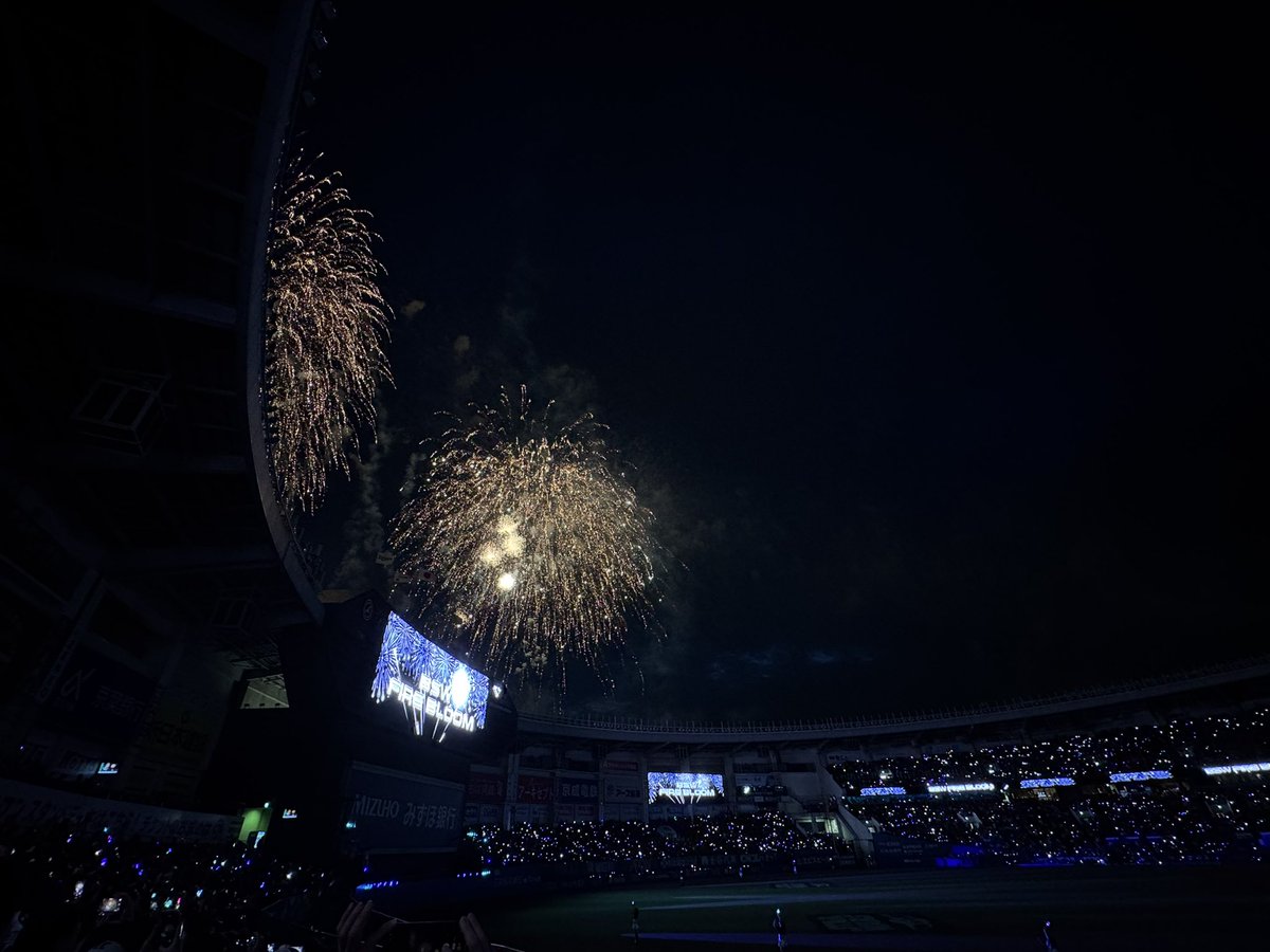 _sincerite's tweet photo. 久々にまともな勝ち試合観られてご満悦 神戸民としても流石に来田のユニを買わないといけない https://t.co/nctCK9WZUA