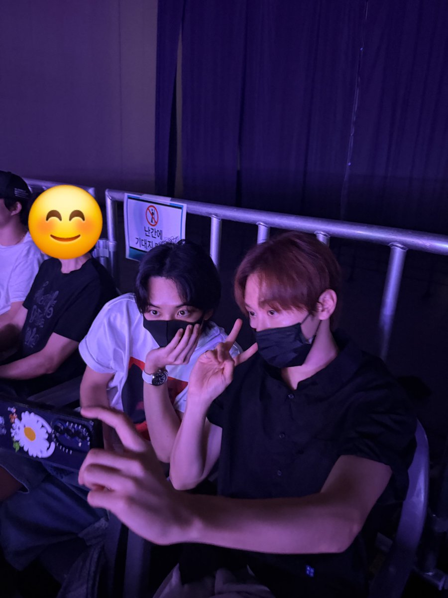 HOPPING1004's tweet photo. 유낸부❤❤❤❤ https://t.co/z0Q1zSnVJN