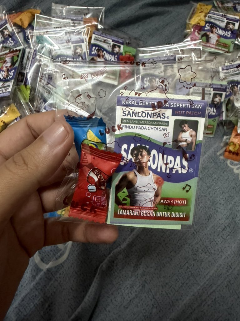 yunourbeststar's tweet photo. Freebies review for #OnceAPurrATime @3anhymnn by @yunourbeststar .✦ ݁˖

Everyone gets a little San-approved care package: Sanlonpas + mint candy ❤️🍬

Cant wait to see yalls tomorrow!! Just come &amp; say hi to me to claim yours 🫶🏻

I’ll update my eta &amp; ootd under this twt❤️ https://t.co/cH0EYGDqUV