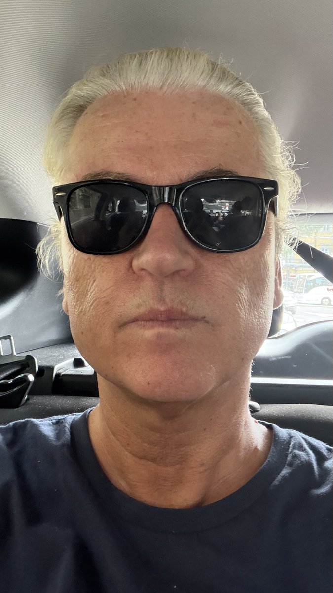 geertwilderspvv's tweet photo. HELLO! https://t.co/DCWGVDY4gt