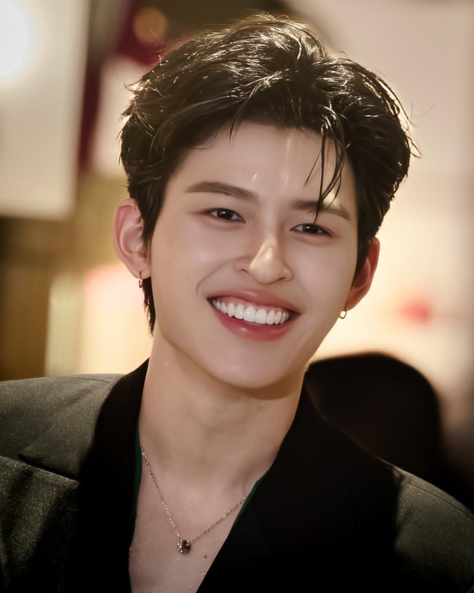 cherry_phy60518's tweet photo. သိကြားထက်ချိုသောအပြုံးလေး

#PeachAndMeSeriesEP1 https://t.co/5fFpR5LEaa