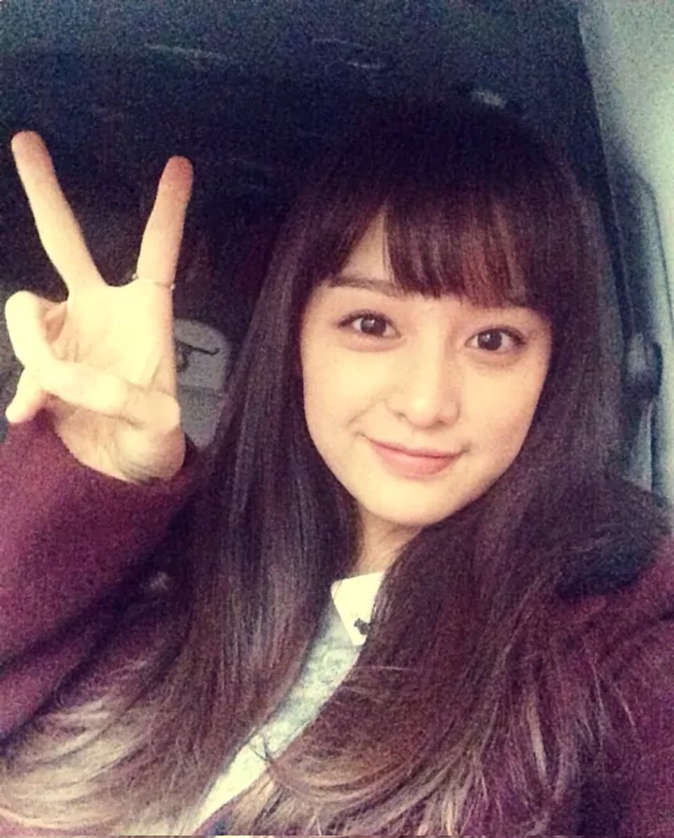 miso271's tweet photo. ㅁㅊ 22살 유라헬 시절 김지원 미모 좀 봐... https://t.co/fQO9IxsXVN