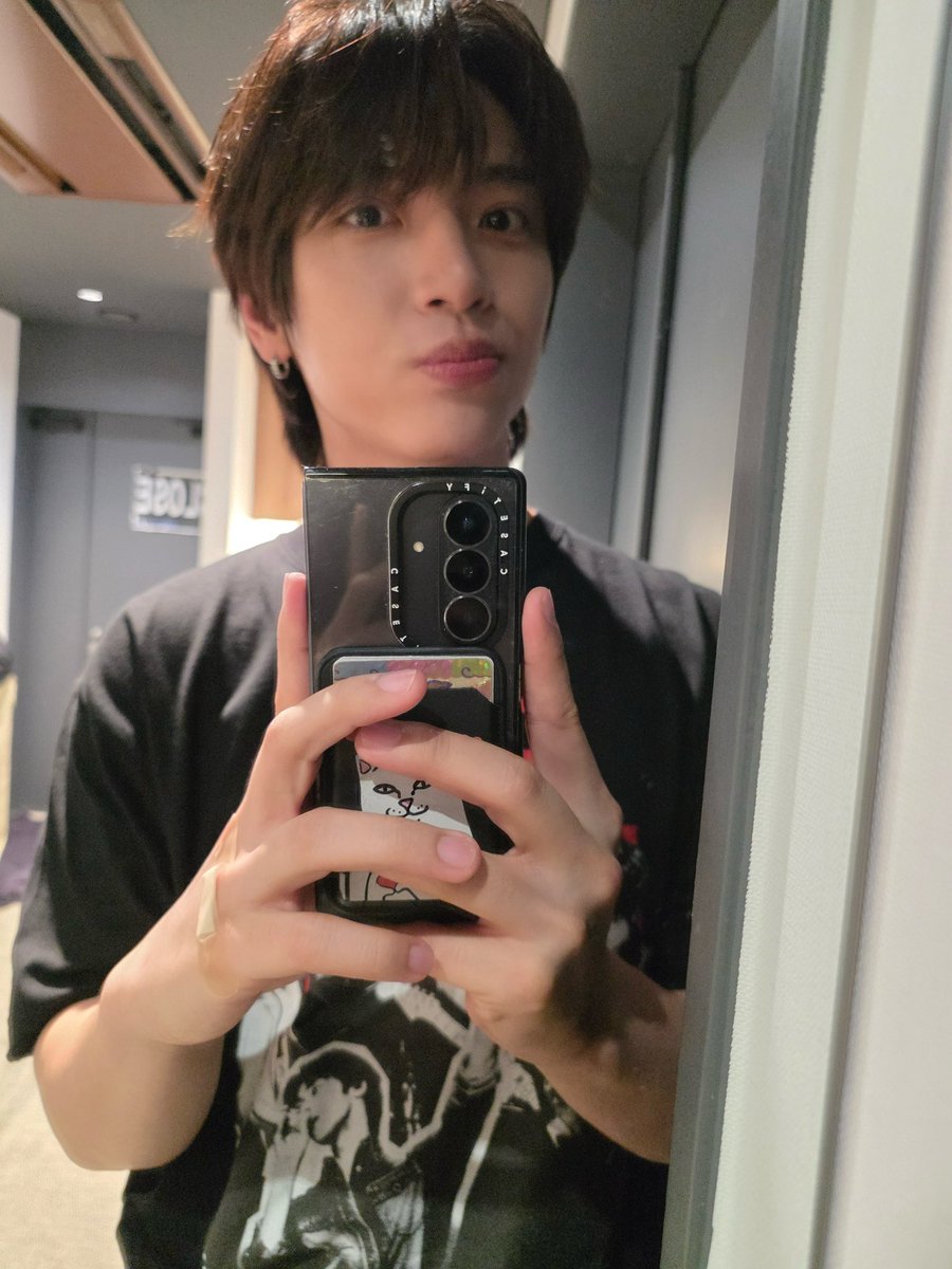 NFlyingofficial's tweet photo. 밴드킹덤 in JAPAN DAY1

#NFlying #엔플라잉 #김재현 #KimJaeHyun https://t.co/vuYdxn6XdM