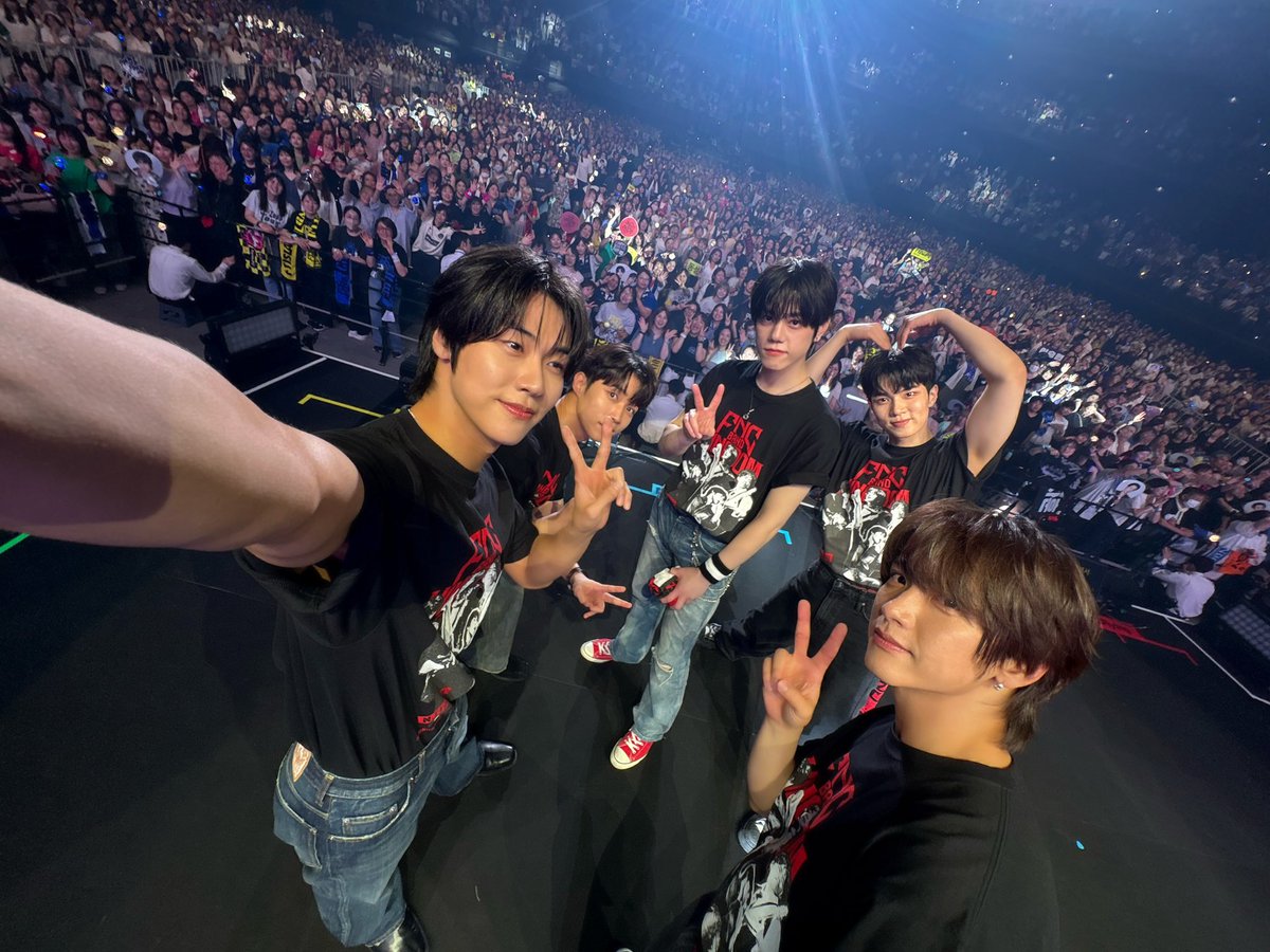 NFlyingofficial's tweet photo. 밴드킹덤 in JAPAN DAY1

#NFlying #엔플라잉 #김재현 #KimJaeHyun https://t.co/vuYdxn6XdM