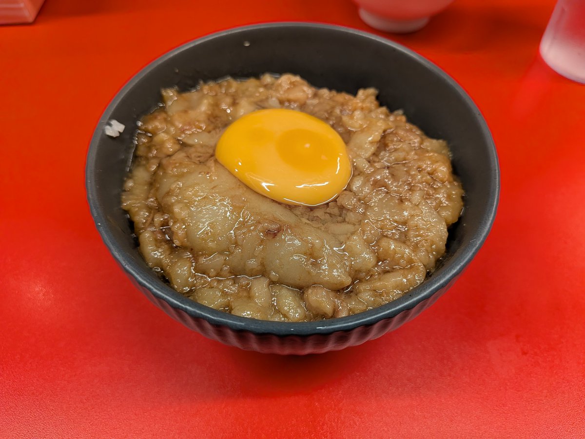 MUGENNABE's tweet photo. ブタキン行ってきました。背脂丼はとても罪の味がしました。脂過剰摂取で体調悪いです😇 https://t.co/sy84XCVDHi