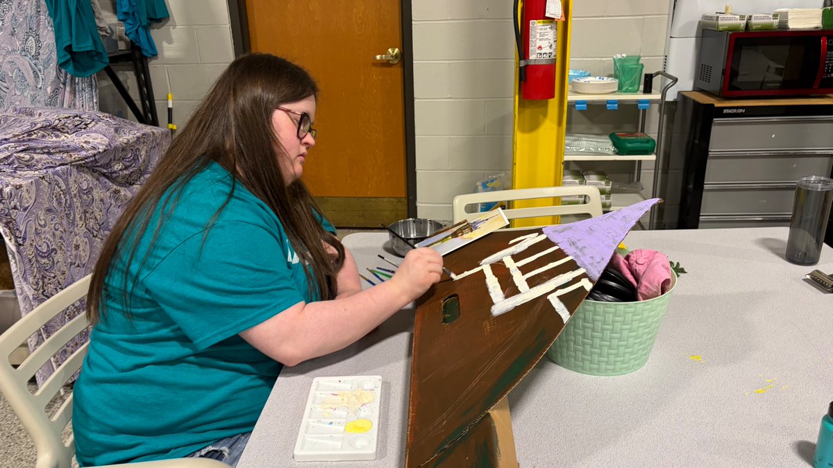 OpenDoorCbus's tweet photo. Hannah is helping bring the magic of “Tangled” to life by painting a set piece for her peers’ playlet! It’s wonderful to see creativity, teamwork, and imagination come together to create something special.
#OpenDoorStage&Screen #CreativeExpression https://t.co/as5vPlPurZ
