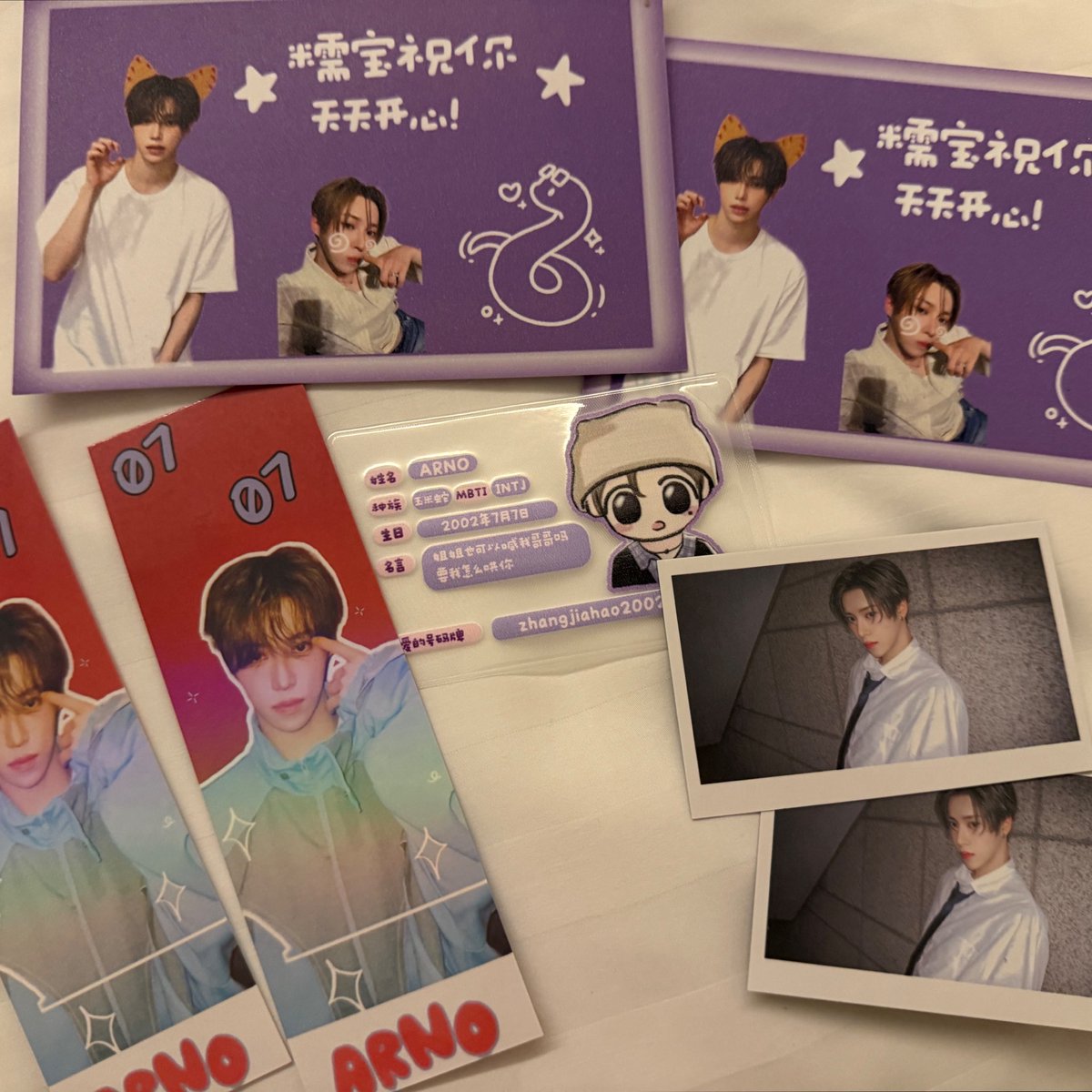 Ha_hao7's tweet photo. Years ago I thought my 1st concert would be exo, but somehow I end up with ald1. My 1st concert, 1st time visiting billboards, 1st time interacting with other fans, and somehow magically the 1st confetti I caught was also yours. So blessed to witness your debut arno zhang jiahao. https://t.co/vKy083shGi