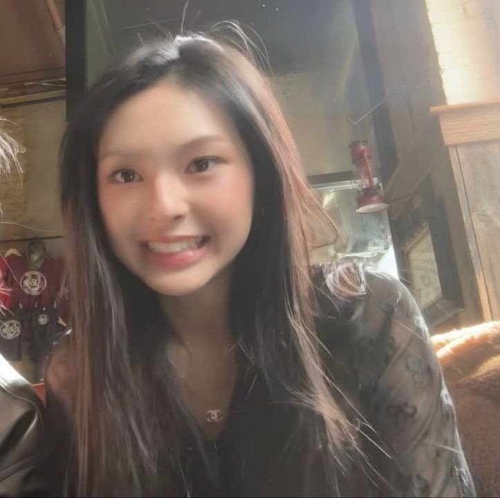 reverievale's tweet photo. #gaecattz as selena (chindo girl) and hamzah (arabian boy) 🧃⭐️🍄🎒 https://t.co/DPdLs26LCq