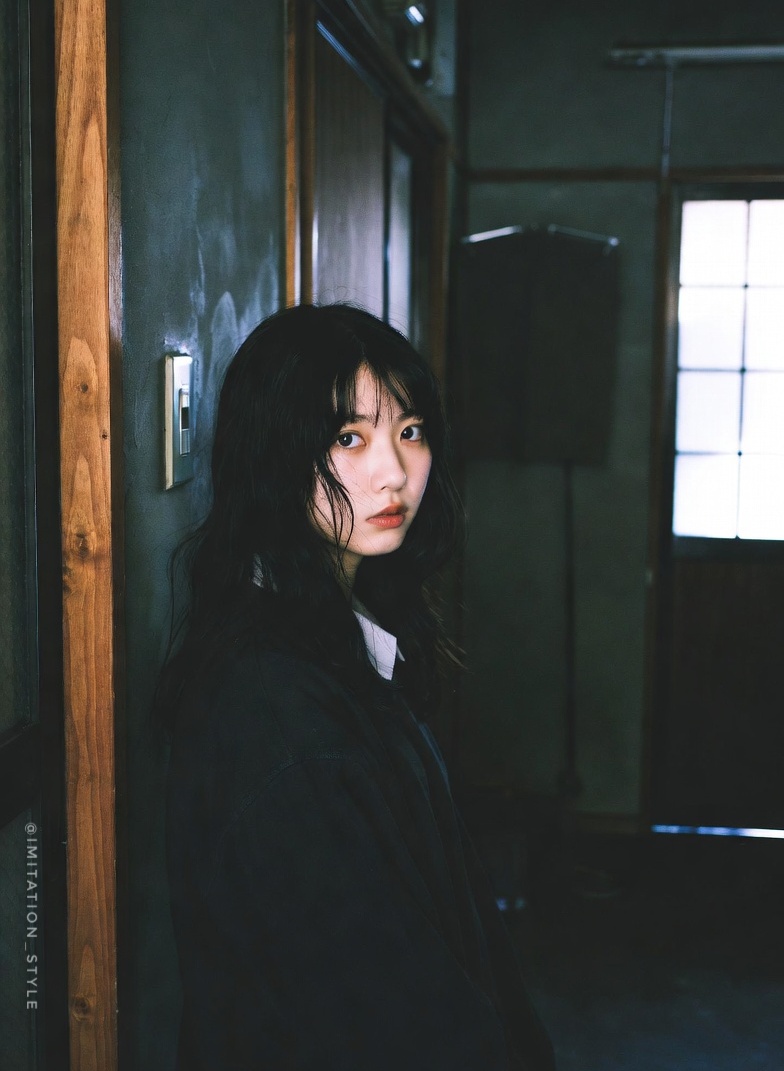 Imitation_Style's tweet photo. ๐
ใๆฐ้
ใใ
#QuietPortrait #MoodyTones #filmgrain *AIart https://t.co/CxCRRJPzVg