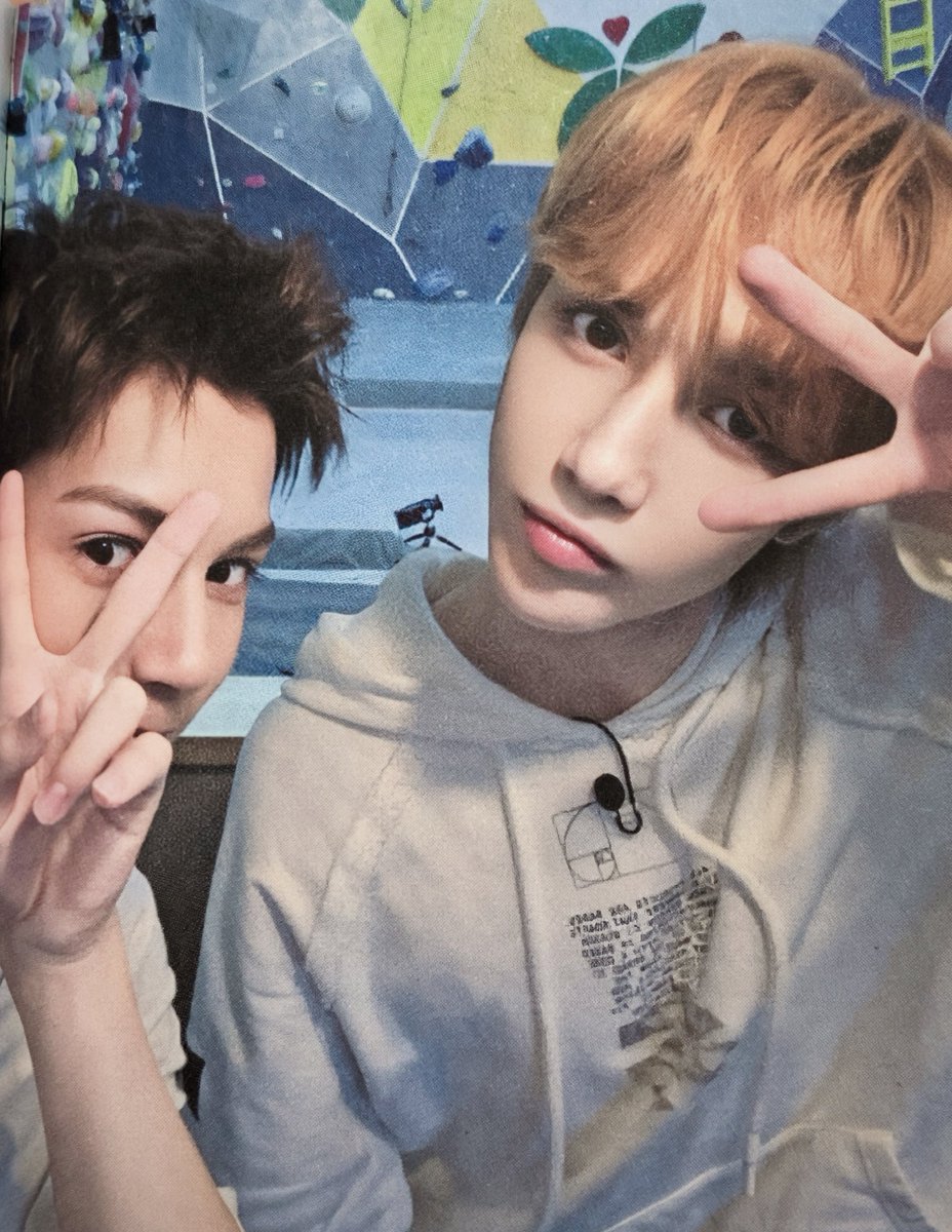 MASUMI0811's tweet photo. TEAM 10 2️⃣
#DANIEL #이다니엘 #SMTR25 #ReplyHighSchool https://t.co/yXKsTokbnp