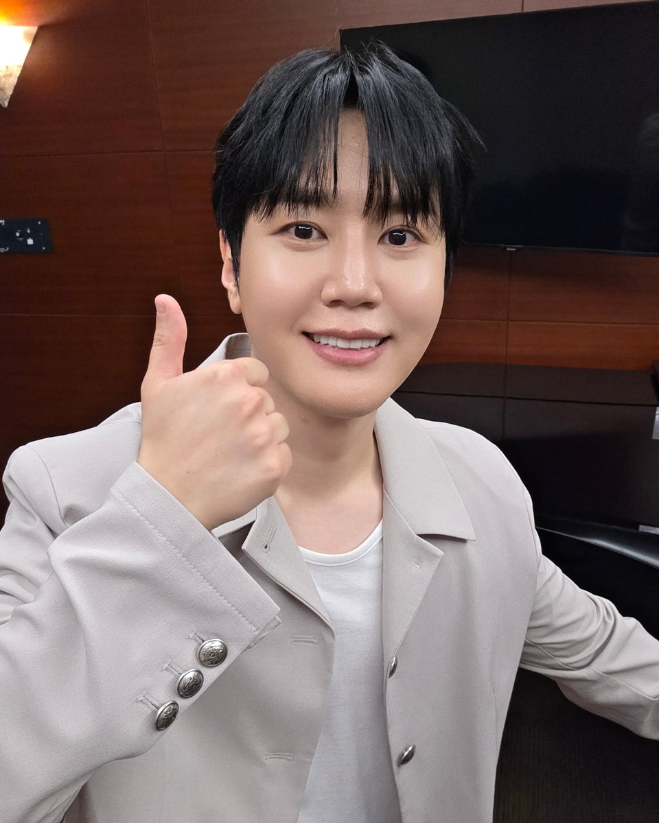 official_lapoem's tweet photo. #LAPOEM #라포엠 #Avec
#최성훈 #ChoiSunghoon https://t.co/o6ozre4VxN