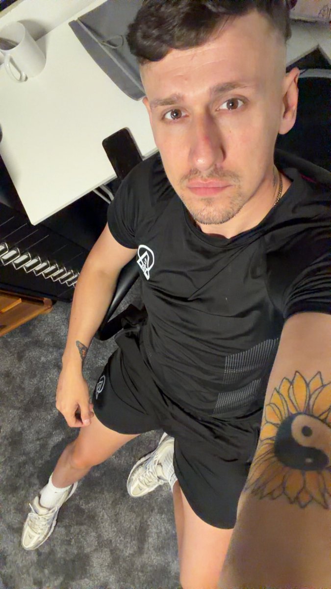 scallyyo1's tweet photo. Yo #scally #chav #gay https://t.co/qp9RwNbjH9