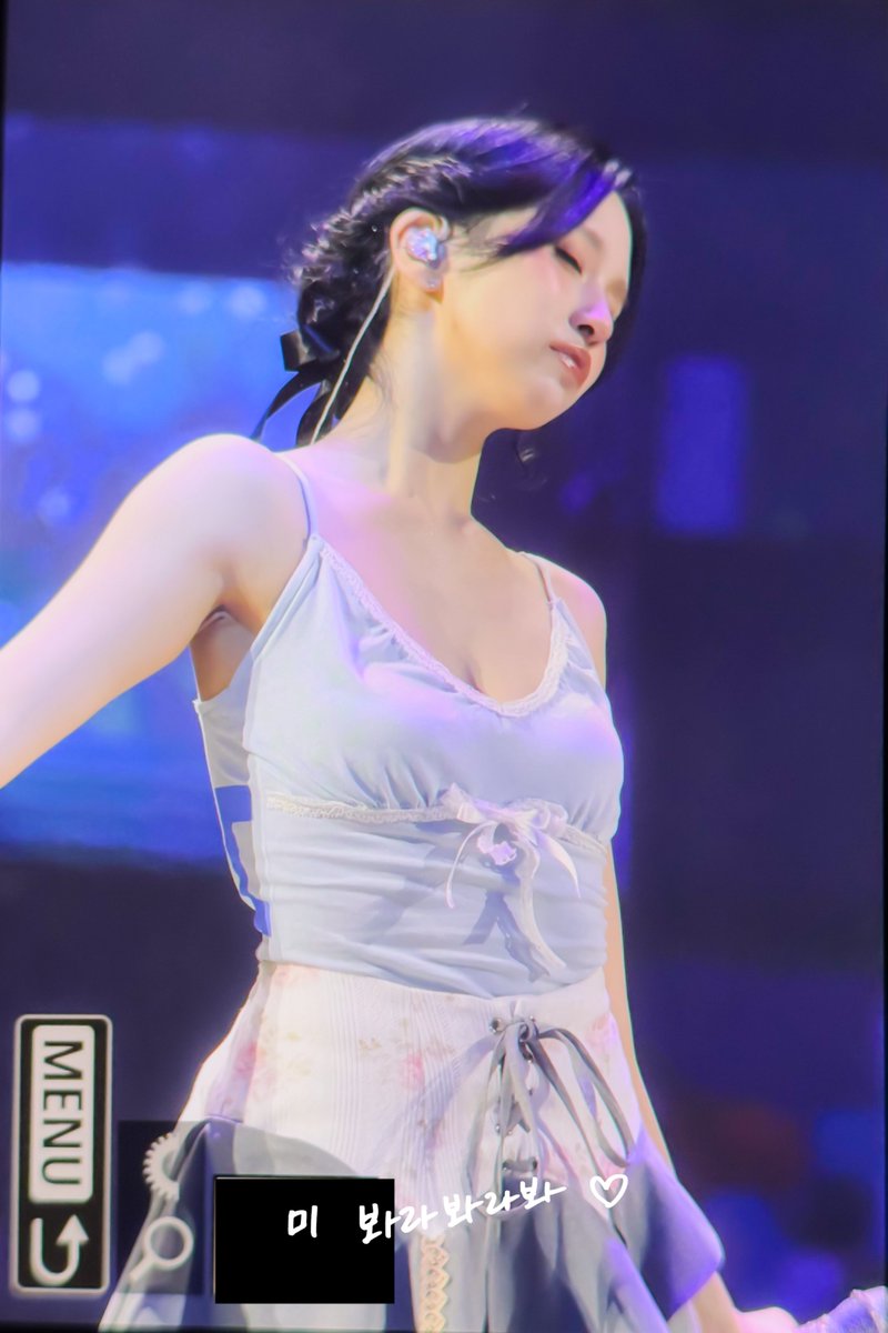 LookAtMi324's tweet photo. 260711 THIS IS FOR Finale 중콘preview
귀여웡
#TWICE #MINA #트와이스 #미나  #ミナ https://t.co/mdOFnXXoc1
