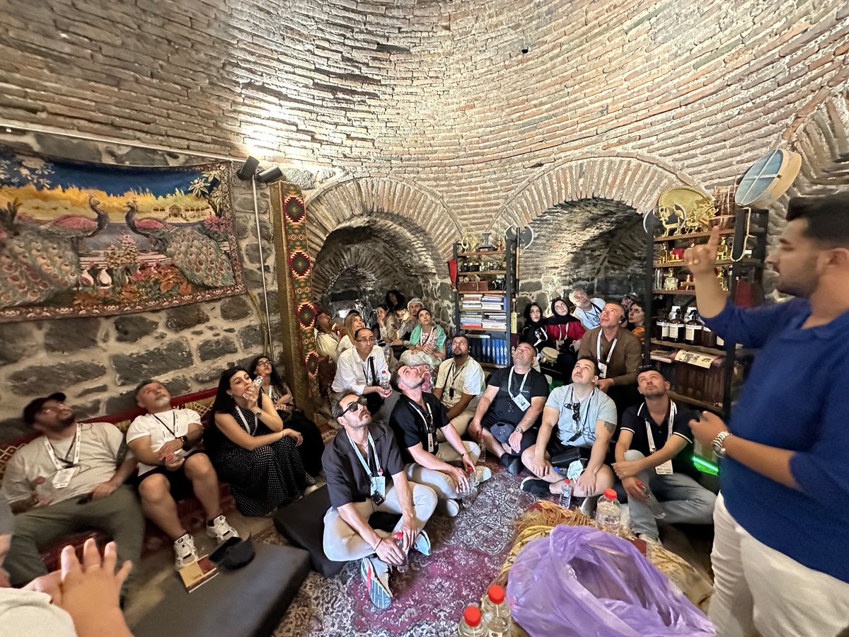 MauTurizm's tweet photo. MAÜ Turizm Fakültesi tarafından, Üniversitemiz ile Esmeralda Turizm Acentası iş birliğinde düzenlenen III. Etap Güneydoğu Anadolu Bölgesi Uygulama Gezisi, 05-11 Temmuz tarihleri arasında başarıyla gerçekleştirildi.
@ibrahimozcosar 
@lokmantoprakk
@cigdemkizilgeci 
@cantheguide https://t.co/ZOxugcnwNh