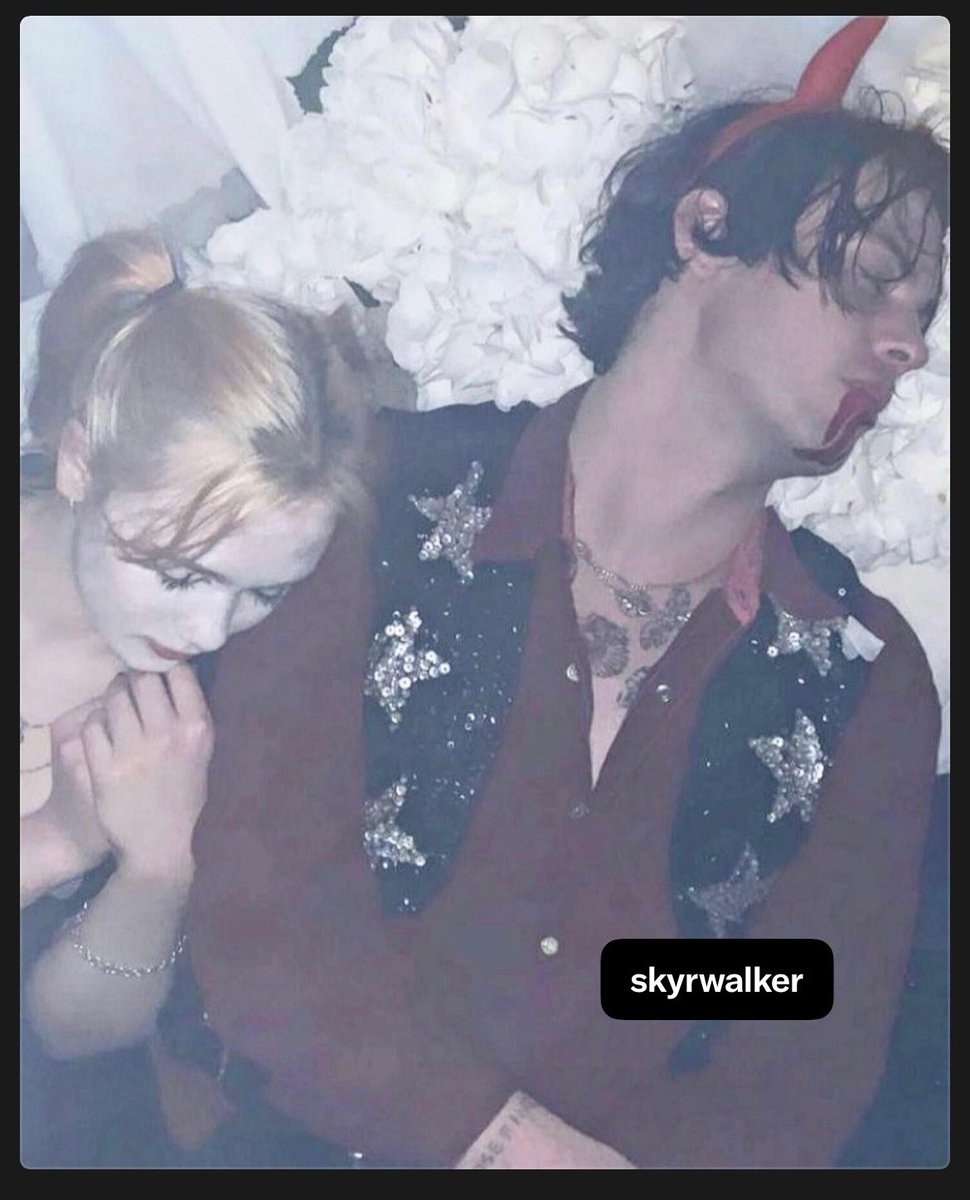 Skyr Walker tweet media
