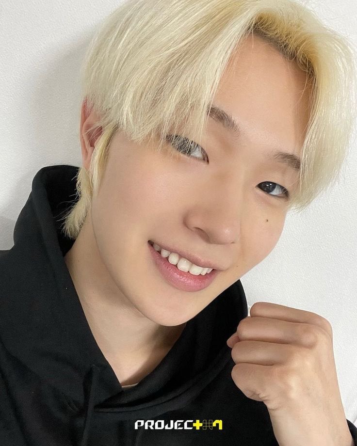 piyokotaropiyo's tweet photo. すっぴんもメイク後もどっちも好きすぎる

#浅香孝太郎　#毎日コータロー https://t.co/9ZmYgdqpyq